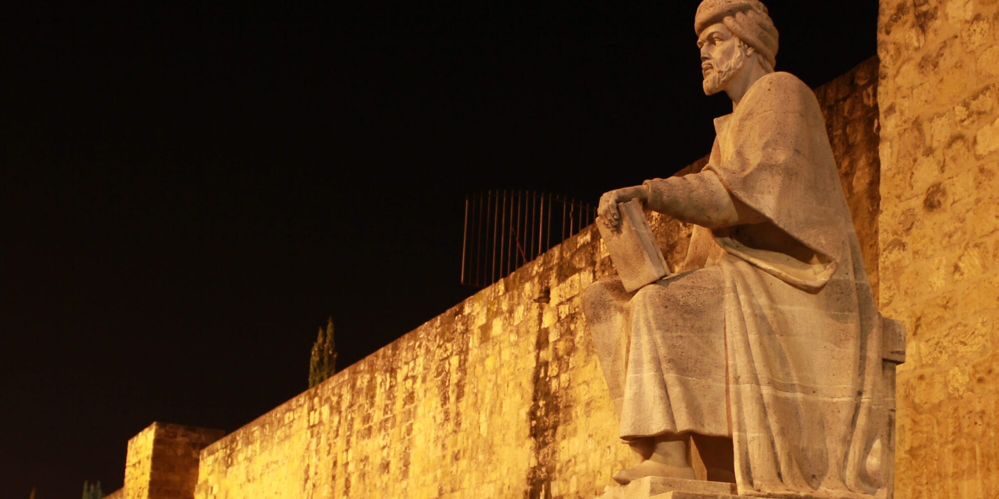 Statue,Of,Averroes,In,Cordoba,-,Spain